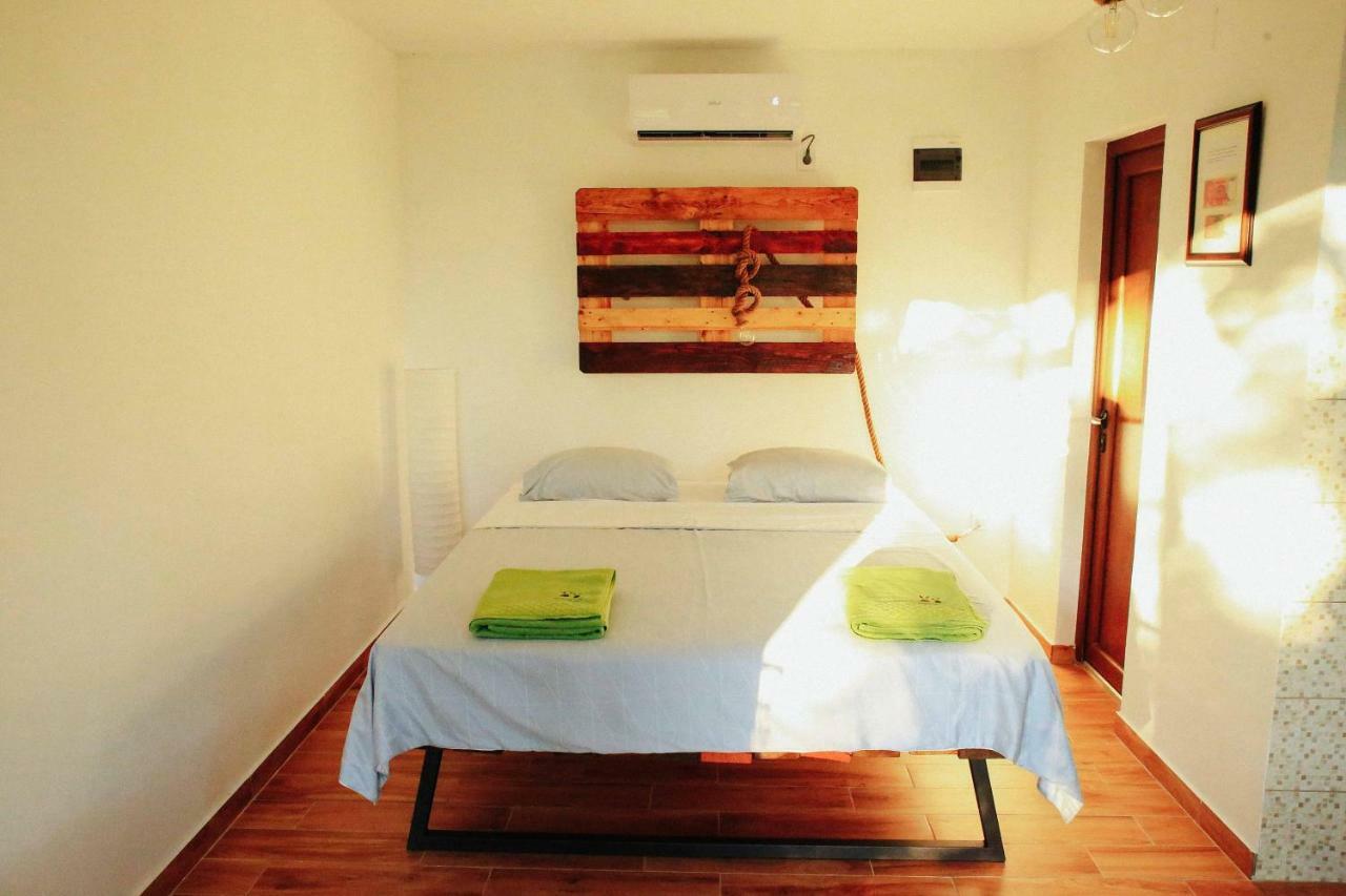 Donkey Farm Martinici - Farma Magaraca Martinici Bed & Breakfast Danilovgrad Exterior photo