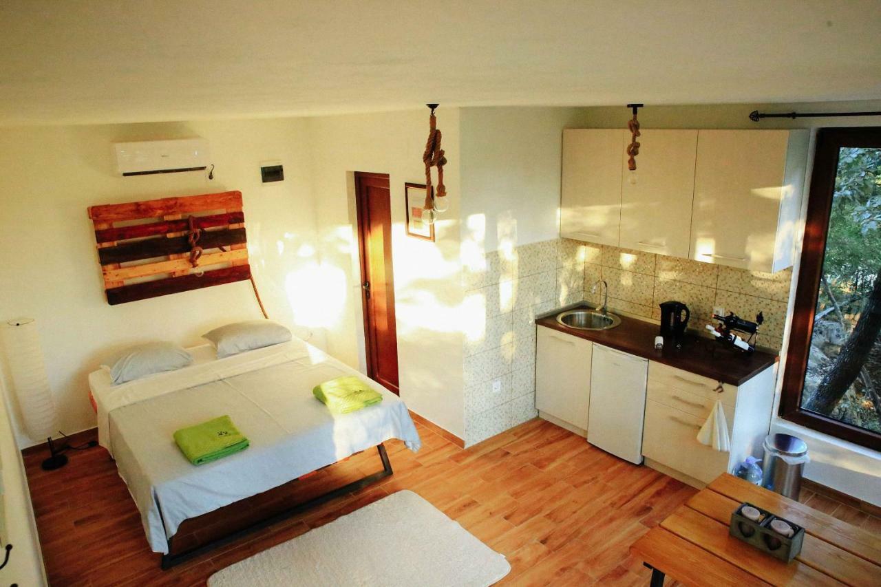 Donkey Farm Martinici - Farma Magaraca Martinici Bed & Breakfast Danilovgrad Exterior photo